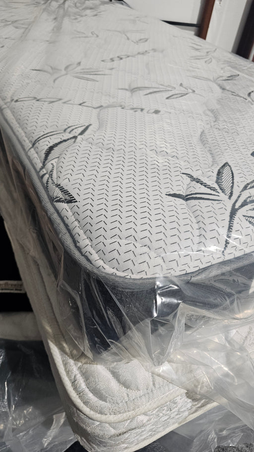 BAMBOO firm mattress - Jax Mattress (Jacksonville, FL)