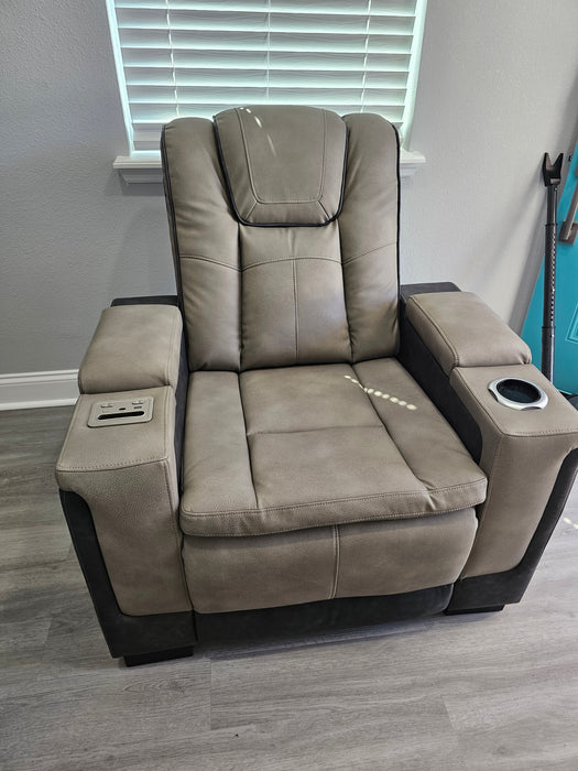 Leather power recliner sofa - Jax Mattress (Jacksonville, FL)