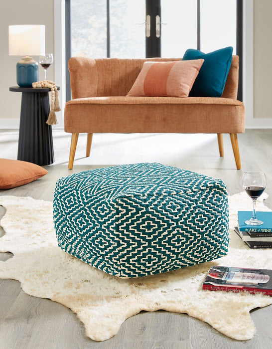 Brynnsen Pouf - Jax Mattress (Jacksonville, FL)