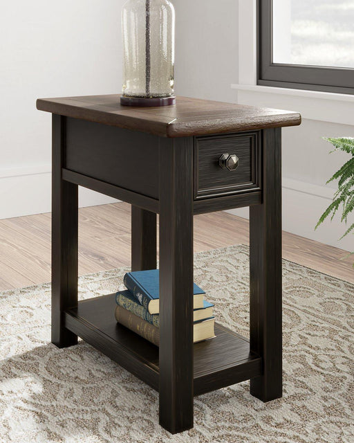 Tyler Creek Chairside End Table - Jax Mattress (Jacksonville, FL)