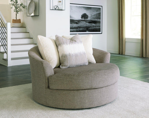 Creswell Oversized Swivel Accent Chair - Jax Mattress (Jacksonville, FL)