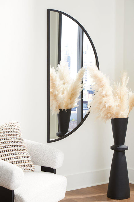 Denlow Wall Mirror Package - Jax Mattress (Jacksonville, FL)